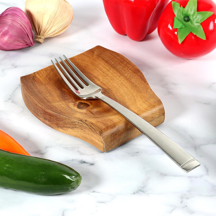 Houten lepelhouder voor lepels en spatels in de keuken